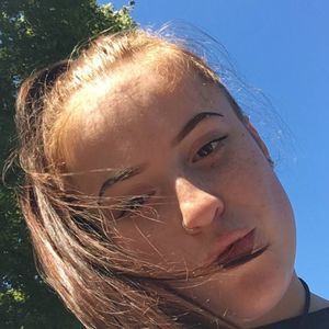 Meet your Posher, April